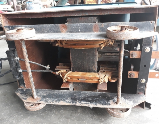 ตู้เชื่อมอาจิว  MX-300 A  สภาพสวยพร้อมใช้งานได้เลย