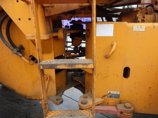 ขายรถตัก KOMATSU 515 สมบูรณ์พร้อมใช้ครับ FROM JAPAN ติดต่อ 063-9316985 ID LINE : 0639316985 ขายรถตัก KOMATSU 515 สมบูรณ์พร้อมใช้ครับ FROM JAPAN ติดต่อ 063-9316985 ID LINE : 0639316985