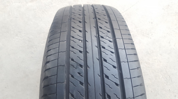 ขายยาง215/70/15 ปี 17 DUNLOP LT37 4 เส้น ขายยาง215/70/15 ปี 17 DUNLOP LT37 4 เส้น