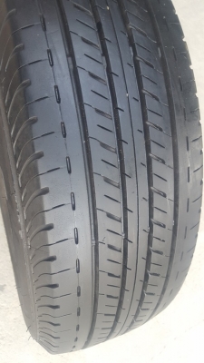 ขายยาง205/70/15 ปี 15 BRIDGESTONE R611 4 เส้น ขายยาง205/70/15 ปี 15 BRIDGESTONE R611 4 เส้น