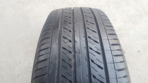 ขายยาง215/65/16 ปี 17 DUNLOP LT37 4 เส้น ขายยาง215/65/16 ปี 17 DUNLOP LT37 4 เส้น