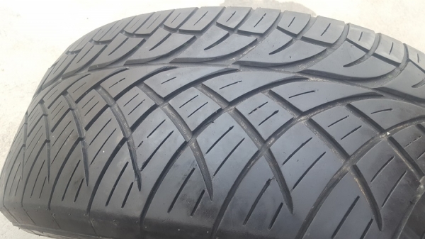 ขายยาง265/60/18 ปี 14 NITTO 420 2 เส้น ขายยาง265/60/18 ปี 14 NITTO 420 2 เส้น