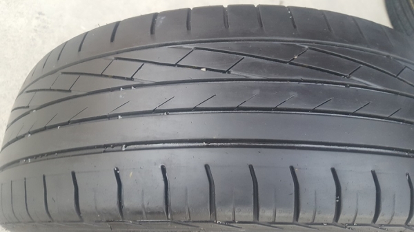 ขายล้อFord Fiesta ขอบ16 พร้อมยางปี16  4 ล้อ