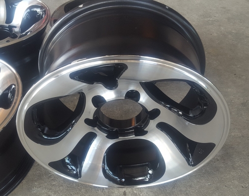 ล้อมือ2 ขอบ15 6รู139 กว้าง7 Off 0 หน้าดำ-เงา  4 ล้อ