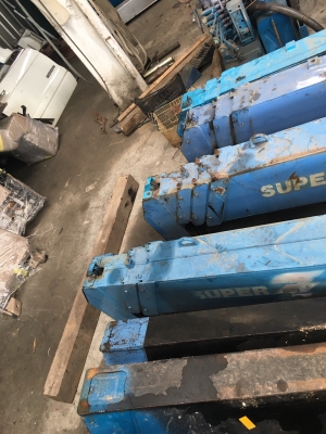 เครนมือสองนำเข้าจากญี่ปุ่น3ตัน มี3ปอกและ4ปอก