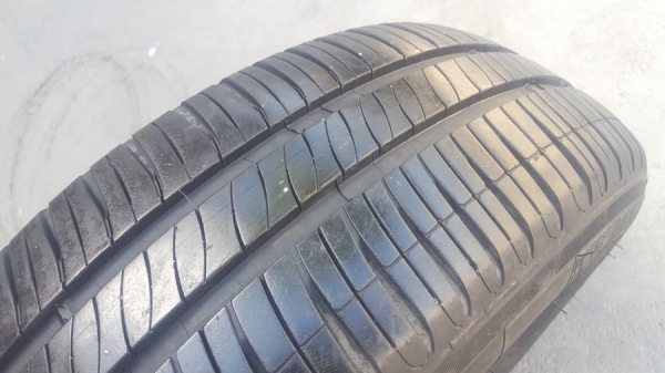 ขายยาง185/65/15 ปี 15 MICHERLIN XM2 4 เส้น ขายยาง185/65/15 ปี 15 MICHERLIN XM2 4 เส้น