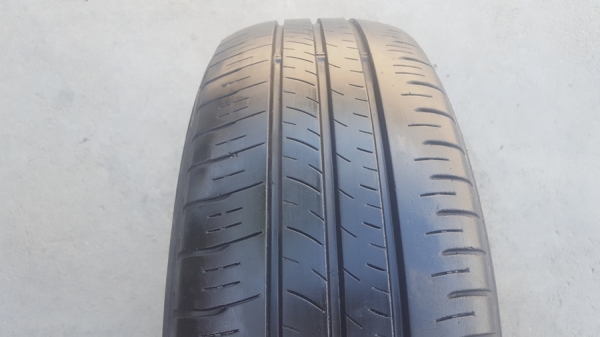 ขายยาง185/65/15 ปี 16 DUNLOP 4 เส้น ขายยาง185/65/15 ปี 16 DUNLOP 4 เส้น