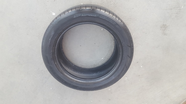 ขายยาง215/55/17 ปี 15 DUNLOP 050 2 เส้น ขายยาง215/55/17 ปี 15 DUNLOP 050 2 เส้น
