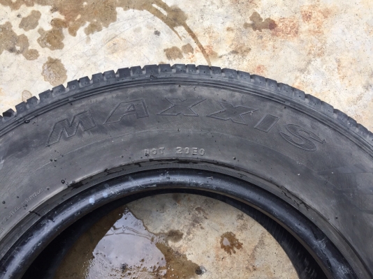 ขายยาง MAXXIS รุ่น MA-579 215/70R15 ผลิตปลายปี14