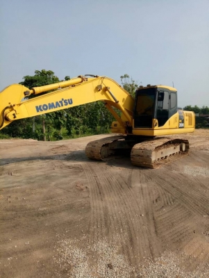 KOMATSU PC 200-7