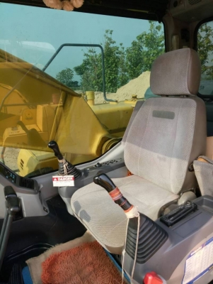 KOMATSU PC 200-7