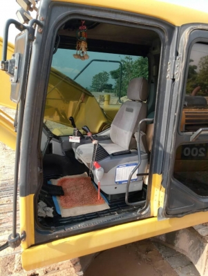 KOMATSU PC 200-7