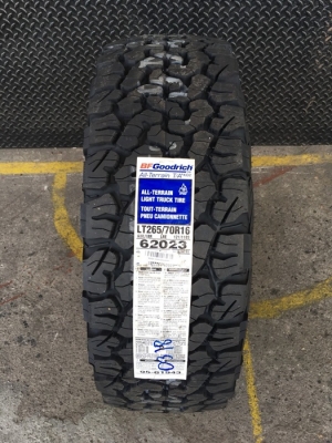 BF GOODRICH KO2 265/70R16 ปี18 ตัวหนังสือขาว BF GOODRICH KO2 265/70R16 ปี18 ตัวหนังสือขาว