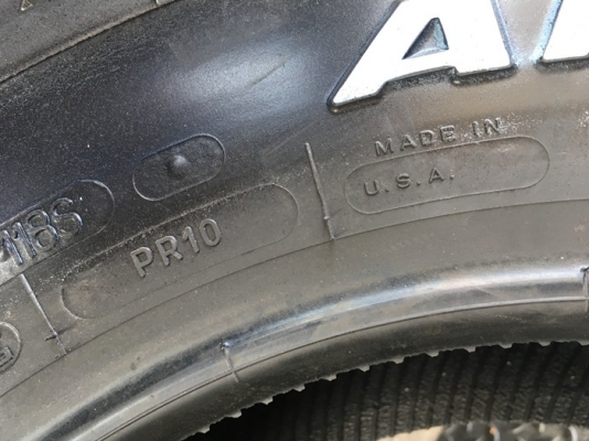 BF GOODRICH KO2 265/70R16 ปี18 ตัวหนังสือขาว BF GOODRICH KO2 265/70R16 ปี18 ตัวหนังสือขาว