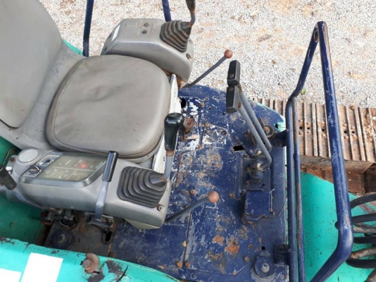 ขายรถขุดแบ็คโคKOMATSU PC45-8R เอกสารใบอินวอยซ์ช่วงล่างดี