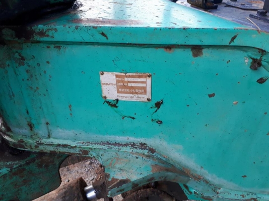 ขายรถขุดแบ็คโคKOMATSU PC45-8R เอกสารใบอินวอยซ์ช่วงล่างดี