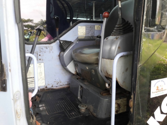 ขายรถขุดKOMATSU PC128US-1 เครื่องยนต์ KOMATSU -4D102 เทอร์โบ ขนาด 4 สูบ คอนโทรลน้ำมัน ปั้มนิ้ว แทรคเหล็ก มีเก๋ง (รถเก่านอกมีเอกสาร) ขายรถขุดKOMATSU PC128US-1 เครื่องยนต์ KOMATSU -4D102 เทอร์โบ ขนาด 4 สูบ คอนโทรลน้ำมัน ปั้มนิ้ว แทรคเหล็ก มีเก๋ง (รถเก่านอกมีเอกสาร)