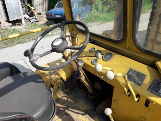 โฟล์คลิฟต์ TCM