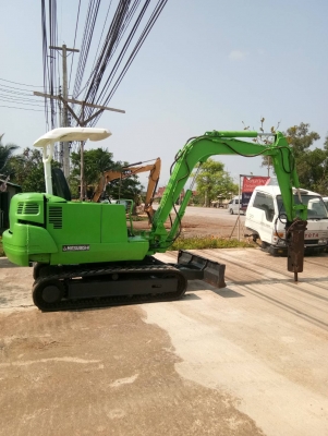 ขายรถขุด MITSUBISHI  MM35   มีลายเจาะพร้อม  แทรคยาง/ใบมีด/ปั๊มนิ้ว/หลังคา ***ราคานี้ไม่รวมหัวเจาะ