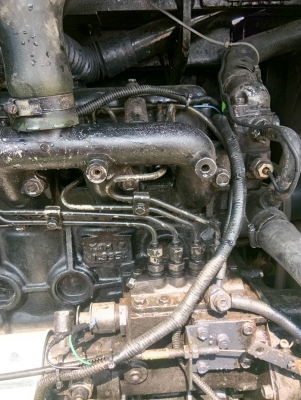 ขายรถขุด MITSUBISHI  MM35   มีลายเจาะพร้อม  แทรคยาง/ใบมีด/ปั๊มนิ้ว/หลังคา ***ราคานี้ไม่รวมหัวเจาะ