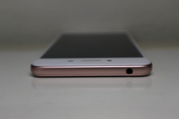 OPPO A37f สีชมพู สภาพใหม่ มีที่ชาร์ท ส่งฟรี