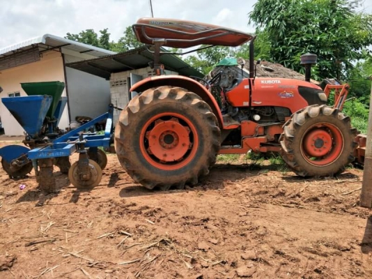 ขายM9540 พร้อมดันหน้า หางไถ เล่มทะเบียน ราคาคุยกันได้ ขายM9540 พร้อมดันหน้า หางไถ เล่มทะเบียน ราคาคุยกันได้