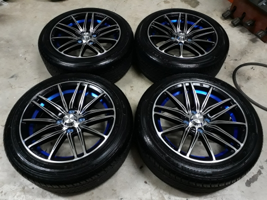 แม็กแนว VIP พร้อมยางถอดป้ายแดง ขอบ 15 4รู100 ใส่เก๋ง