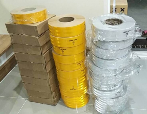 สติ๊กเกอร์สะท้อนแสง