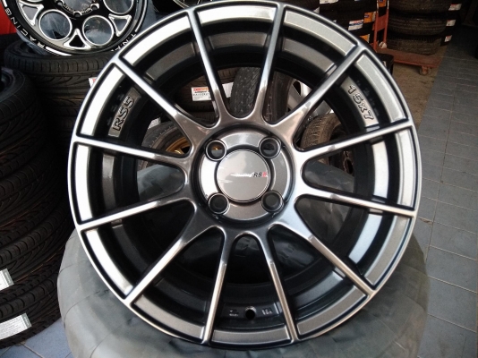 แม็กใหม่ขอบ 15 ค่ายเลนโซ่ ราคา 8500 บาท พร้อมใส่ถ่วง