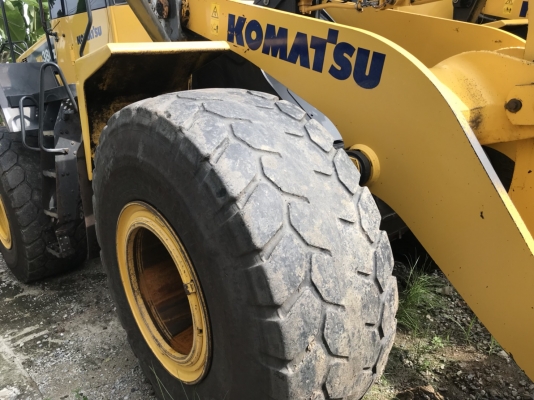 ขายด่วน!! รถตักล้อยาง KOMATSU WA380Z-6 สภาพสวยค่ะ