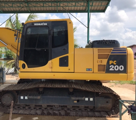 ขายด่วน!! Komatsu PC200-8MO สภาพสวยค่ะ