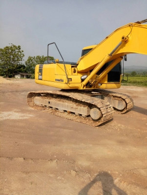 ขายด่วน!! Komatsu PC200-7 สภาพสวยค่ะ