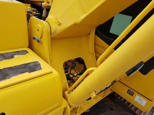 ขายด่วน!! Komatsu PC200-7 สภาพสวยค่ะ