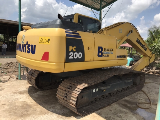 ขายด่วน!! Komatsu PC200-7 สภาพสวยค่ะ
