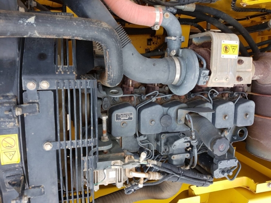 ขายด่วน!! Komatsu PC200-7 สภาพสวยค่ะ