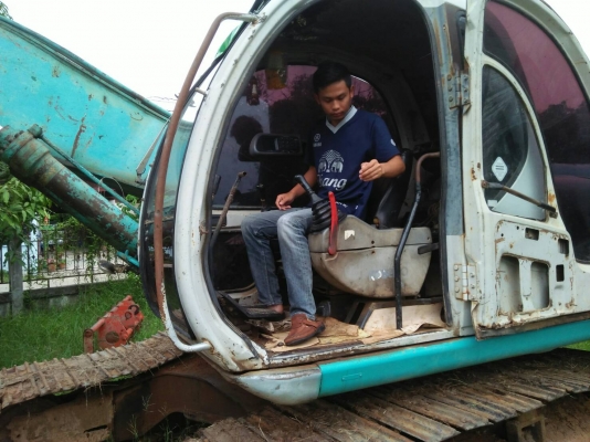 ขายรถแม็กโคKobelco SK200Mark-5'เครื่องดี เอวแนน สภาพพร้อมใช้ ขายรถแม็กโคKobelco SK200Mark-5'เครื่องดี เอวแนน สภาพพร้อมใช้