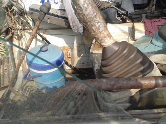 ขาย รถแบคโฮ โคมัตซุ PC 200 รุ่น 5 + รถเทเลอร์ 10 ล้อ เครื่อง ติด ทั้ง2 คันคับ