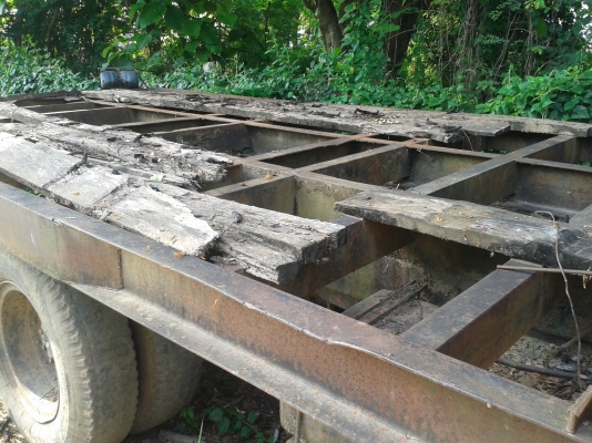 ขาย รถแบคโฮ โคมัตซุ PC 200 รุ่น 5 + รถเทเลอร์ 10 ล้อ เครื่อง ติด ทั้ง2 คันคับ