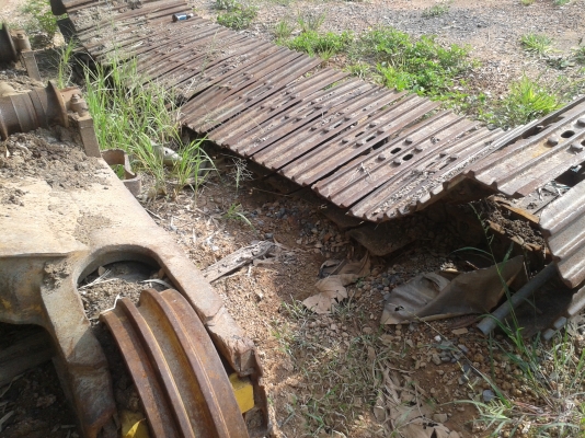 ขาย รถแบคโฮ โคมัตซุ PC 200 รุ่น 5 + รถเทเลอร์ 10 ล้อ เครื่อง ติด ทั้ง2 คันคับ