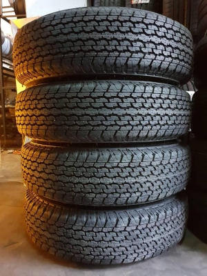 ขายยางป้ายแดง BRIDGESTONE 205R16 ปี18 ชุดละ 8,900 บาท
