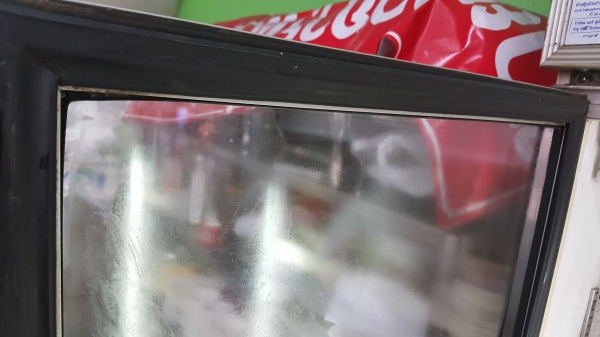 ขายตู้แช่ 3ประตูสภาพใช่งานอยู่ ยังไม่ได้ทำความสะอาด ขายถูกยี่ห้อSONGSERM INTERCOOL  รุ่นSDC-1500AY