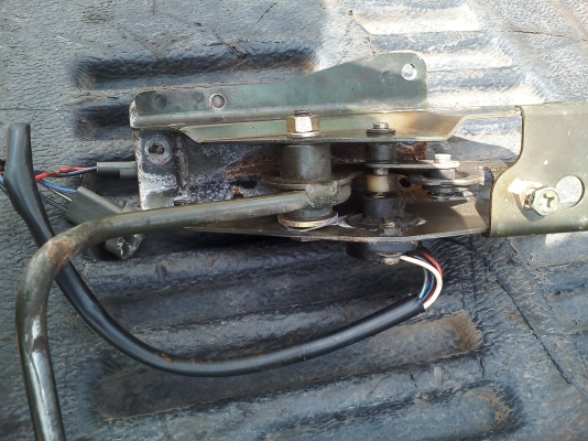 ขายแป้นและเซ็นเซอร์คันเร่งUD ราคา5000 ขายแป้นและเซ็นเซอร์คันเร่งUD ราคา5000