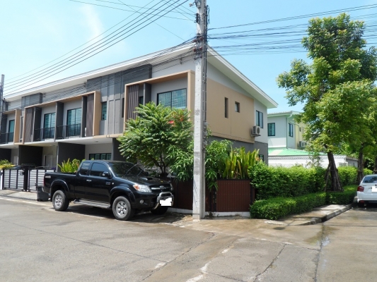 ขายบ้านหัวมุม เฉลิมพระเกียรติ ร.9 ซ.67 38 ตรว