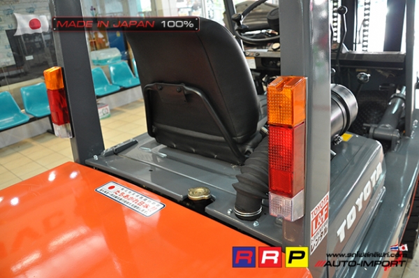 ขายรถโฟล์คลิฟท์มือสอง TOYOTA รุ่น 3FD30-30083 นำเข้าจากประเทศญี่ปุ่น 100\% ไม่เคยใช้งานในไทย ขายรถโฟล์คลิฟท์มือสอง TOYOTA รุ่น 3FD30-30083 นำเข้าจากประเทศญี่ปุ่น 100\% ไม่เคยใช้งานในไทย