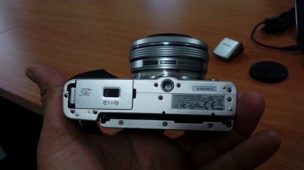 OLYMPUS PEN Lite E-PL7