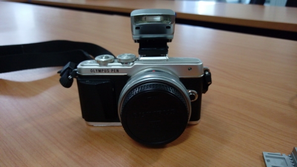 OLYMPUS PEN Lite E-PL7