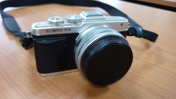 OLYMPUS PEN Lite E-PL7
