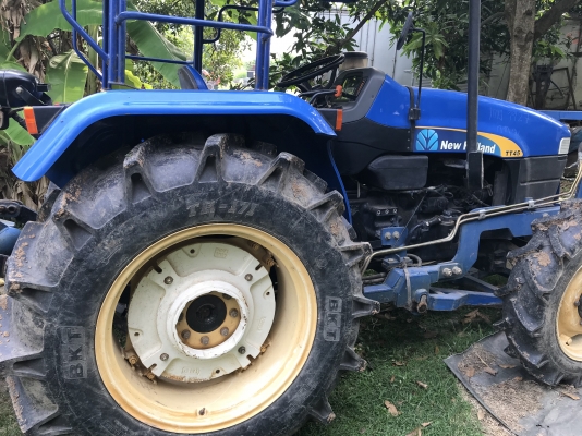 รถไถ NEWHOLLAND 2เพลา เครื่อง3สูบ 47แรงม้า