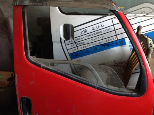 ประตูรถ 6 ล้อ มิตซูบิชิ แคนเตอร์ Mitsubishi Canter กระจกขึ้นและลงเป็นไฟฟ้า ระบบไฟ 24 โวลต์