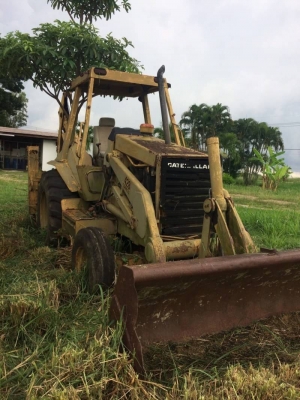 CAT 428 รถตักหน้าขุดหลัง